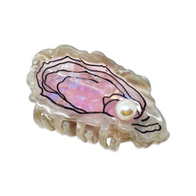 Load image into Gallery viewer, Oyster Hair Claw