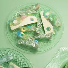 Load image into Gallery viewer, Green Tea Alligator Circle Clip