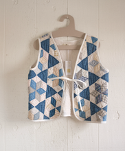 Load image into Gallery viewer, Reclaimed Vintage Textile Quilt Vest