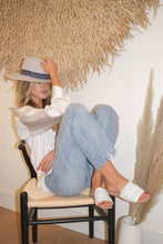 Load image into Gallery viewer, Palm Leather Sandal