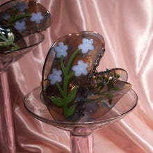 Load image into Gallery viewer, Forget-Me-Not Hair Claw
