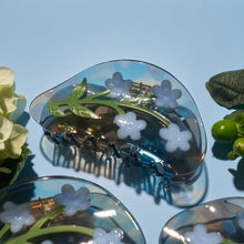 Load image into Gallery viewer, Forget-Me-Not Hair Claw