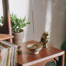 Load image into Gallery viewer, Valley of Gold Incense Sticks