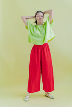 Load image into Gallery viewer, Mid Easy Cherry Linen Pant