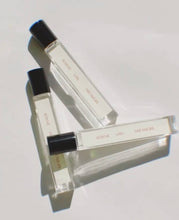Load image into Gallery viewer, Dreamgirl Perfume Oil