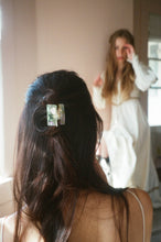 Load image into Gallery viewer, Rosarium Mini Claw