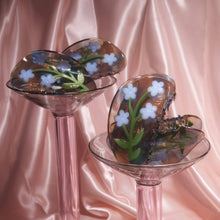 Load image into Gallery viewer, Forget-Me-Not Hair Claw