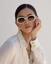 Load image into Gallery viewer, Aria Acetate Oval Sunglasses
