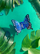 Load image into Gallery viewer, Blue Morpho Hair Claw
