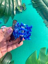 Load image into Gallery viewer, Blue Morpho Hair Claw
