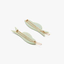 Load image into Gallery viewer, Jade Green Acetate Fish Women's Hair Clip Barrette Set
