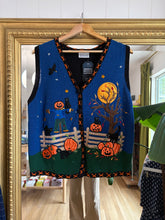 Load image into Gallery viewer, Vintage Halloween Knit Vest
