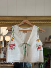 Load image into Gallery viewer, Vintage Tablecloth Reclaim Blouse by Secondwind Fabrics
