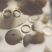 Load image into Gallery viewer, Petal Earrings
